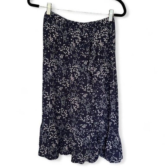 Michael Kors Dresses & Skirts - Michael Kors georgette midi skirt floral navy SZ XS